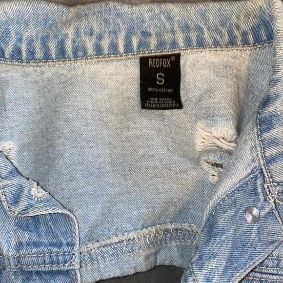 Cropped distressed Jean jacket - Picture 3 of 3